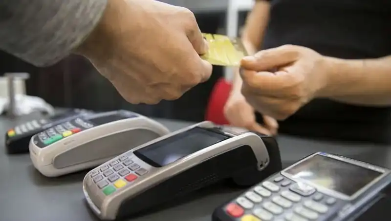 Kartlı Harcamalarda Gizli Artış: Tüketiciler Nelere Dikkat Etmeli?