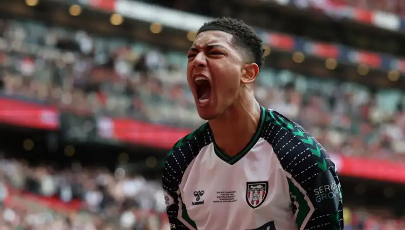 Jobe Bellingham Dortmund’a Transfer Oldu: Genç Yeteneğin Futbol Kariyeri Başlıyor