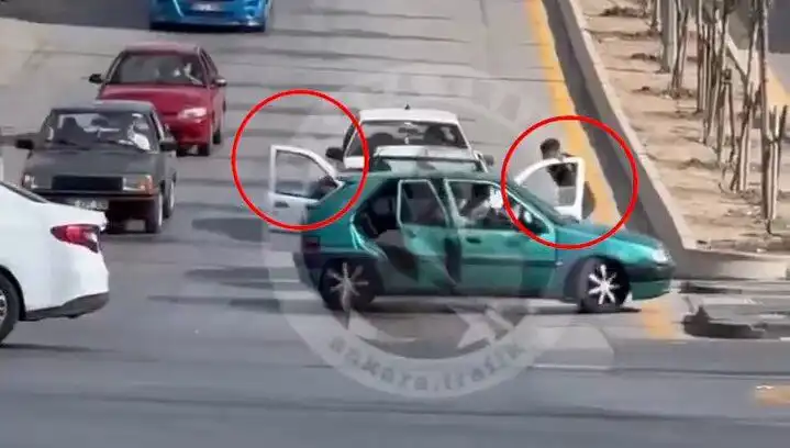 Trafikte Bıçak ve Kılıçla Saldırı: Olayın Ardındaki Gerçekler Ortaya Çıktı