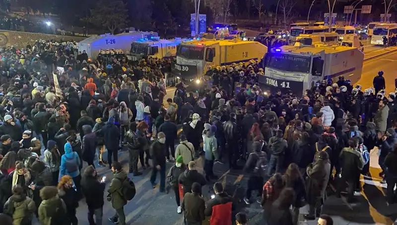 İstanbul ve Ankara'da İmamoğlu Eylemi: Öğrenciler Seslerini Yükseltti!