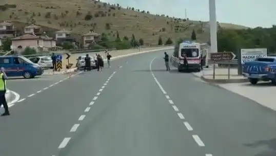 Elazığ’da Feci Kaza: İki Araç Çarpıştı, Çok Sayıda Yaralı Var