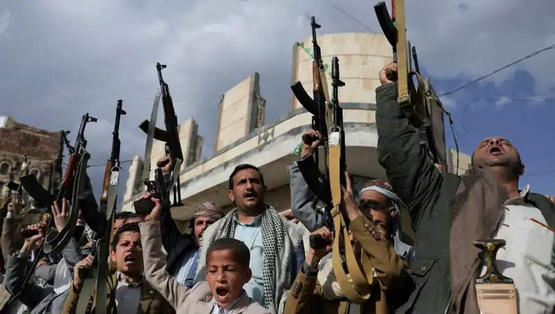 Husilerden Şok İddia: Yemen'de ABD ile Karşı Karşıya Gelmeye Hazırlanıyorlar