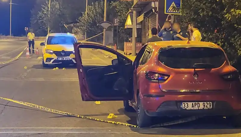Otomobil Saldırısı: Çatışmada 2 Ölü, 5 Yaralı!