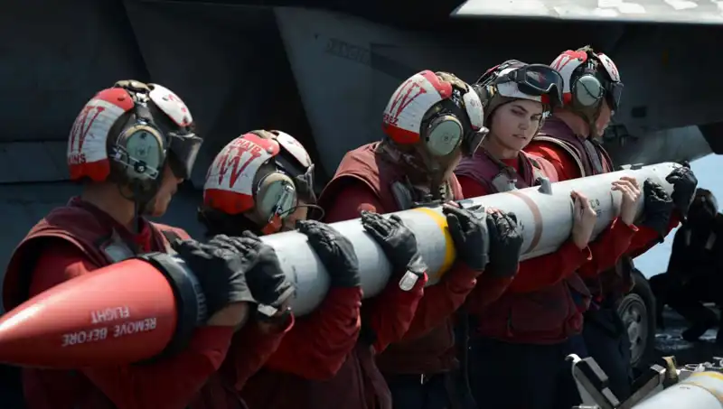 Amerikan Füzeleri Suudi Arabistan’a Yolculuk Başlattı: Stratejik Hamle Neleri Değiştirecek?