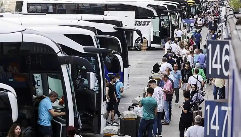 Geçen Yıl İstanbul'dan Ayrılan Nüfus Rakamları Şaşırttı!