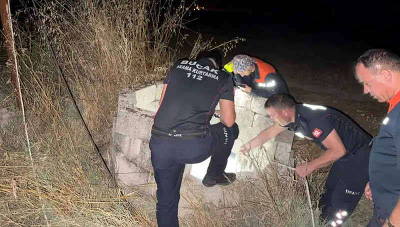 Burdur'da Kuyuya Düşen Kediyi İtfaiye Ekipleri Kurtardı