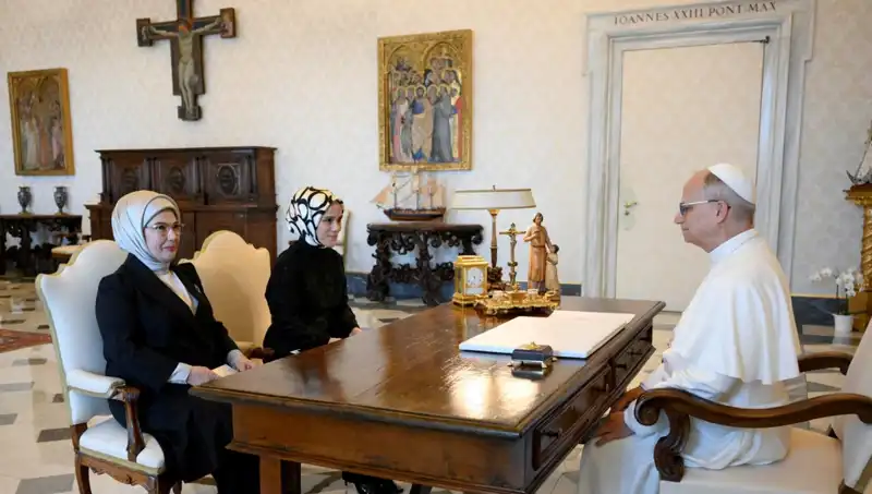 Emine Erdoğan ve Papa Leo: Gazze Sorunu Üzerine Tarihi Görüşme