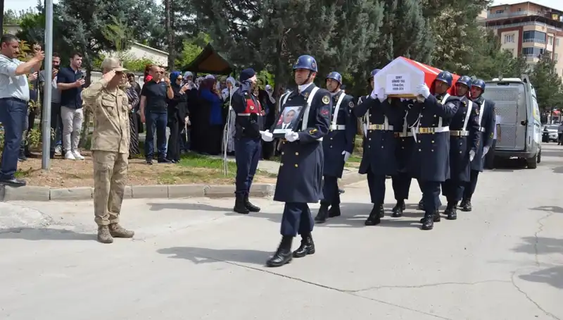 Şehit Gözyaşlarıyla Uğurlandı: Kahramanımızın Ardında Bıraktığı İz