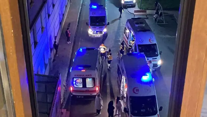 53 Öğrencinin Akşam Yemeğinden Zehirlenmesi: Olayın Ardındaki Gerçekler