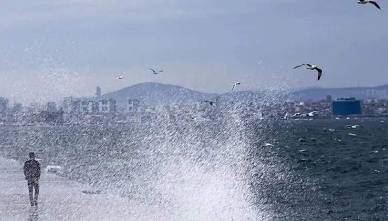 Kuvvetli Rüzgar ve Sağanak Yağış Geliyor! Tedbirinizi Alın!
