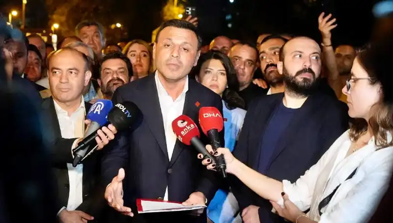 CHP İstanbul İl Başkanı Özgür Çelik, Savcılığa İfade Verdi: Olayın Detayları Neler?