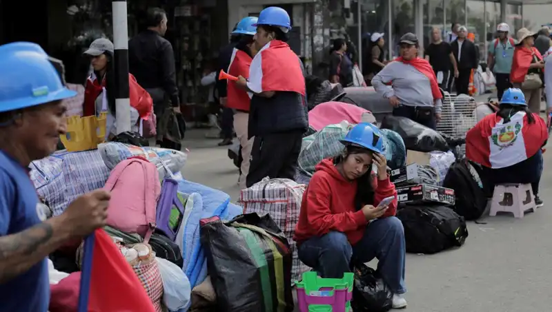 Peru'da Madenciler Sokakları Doldurdu: Protestoların Gizemi Neden Bu Kadar Derin?