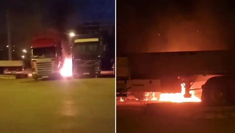 Park Halindeki Tırların Alev Alev Yanması Şok Etkisi Yarattı