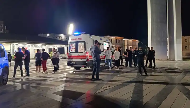 14 Yaşındaki Çocuk, Şehirde Duygusal Bir Değişimle Dehşet Saçtı