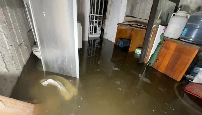 Avcılar’da Yaşanan Aniden Su Baskını: Şehirde Hayat Kaldı
