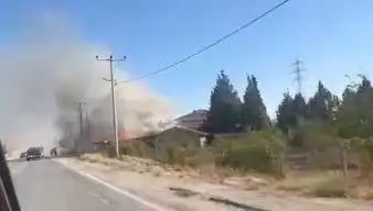 Bursa'daki Fabrika Yangını: İtfaiye Ekibi Zamanla Yarıştı