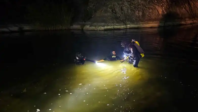 Çaya Düşen Kızını Kurtarmaya Çalışırken Boğulan Baba, Acı Hikaye